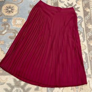 J.Crew Pleated Midi Skirt - NWT (size 4)